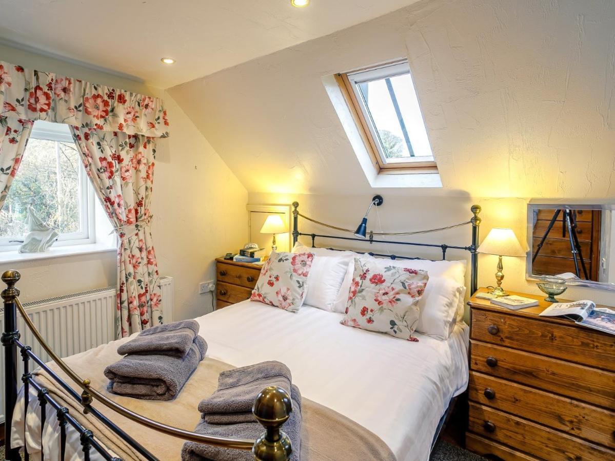 1 Bed In Fenny Bentley 80376 Villa Exterior photo